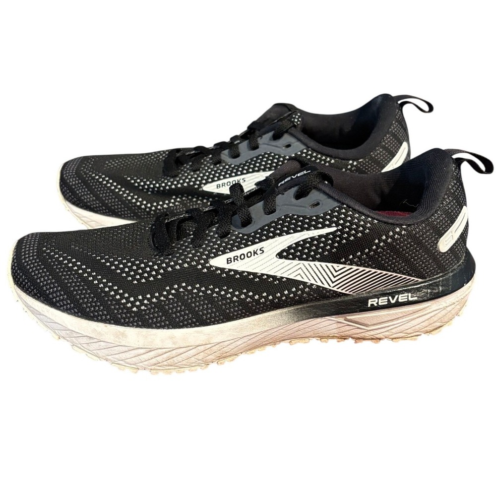 Brooks Revel 6 Womens Running Shoes Black White 1203861B012 Size 9.5 Medium B